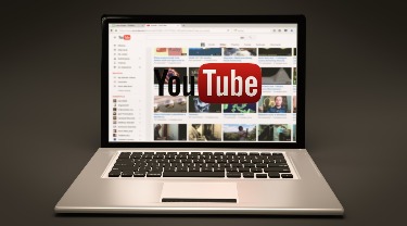 Supprimer une vidéo YouTube : démarches juridiques en RDC