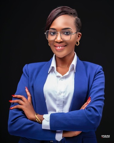 Maître Munyerenkana Christelle